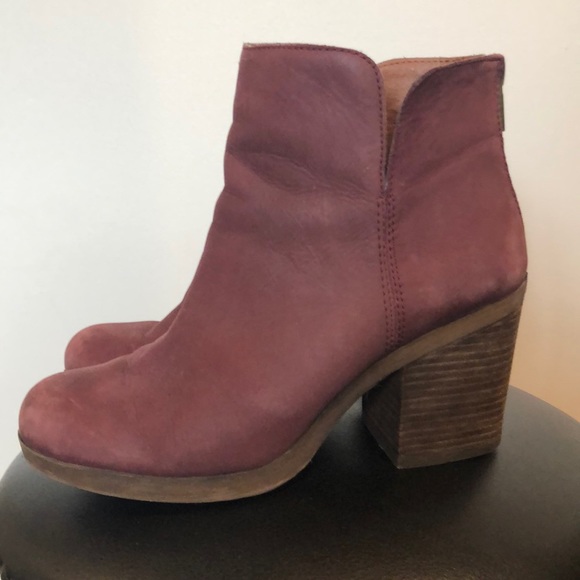lucky brand burgundy booties